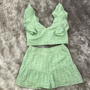 BCBG Generation Mint Green Eyelet Short Set.Lots of detail,Tie back Top,Size S.